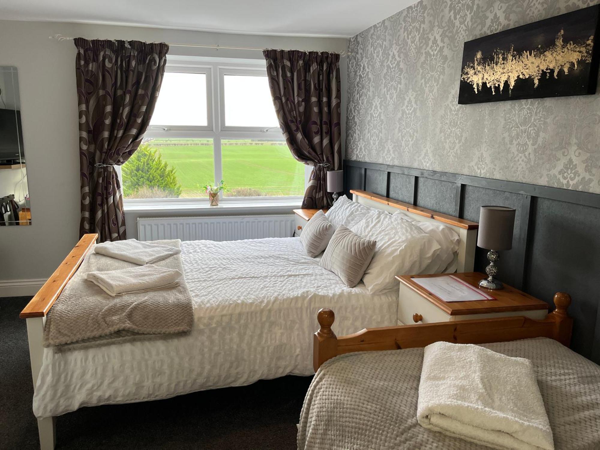 The Island View - A1 Hotel Berwick Upon Tweed Bagian luar foto