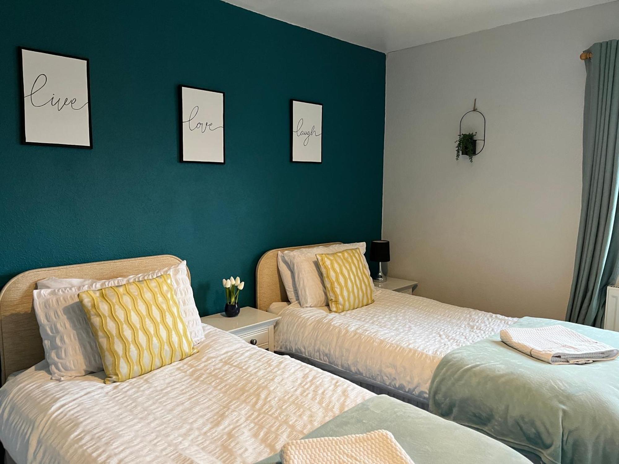 The Island View - A1 Hotel Berwick Upon Tweed Bagian luar foto